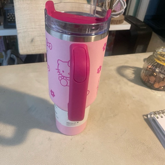 Hello kitty stanley cups 40oz tumbler - Picture 5 of 6